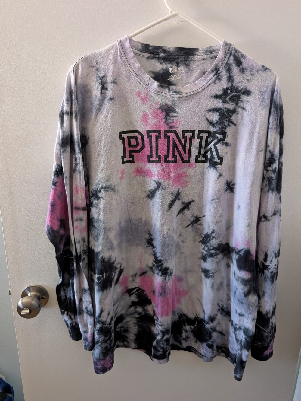 PINK Victoria's Secret Tie-Dye Long Sleeve Tee in Pink, Black & White